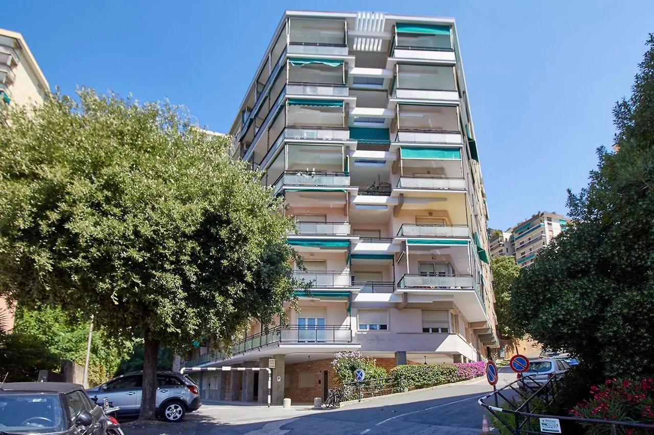Spotorno Beach Apartment