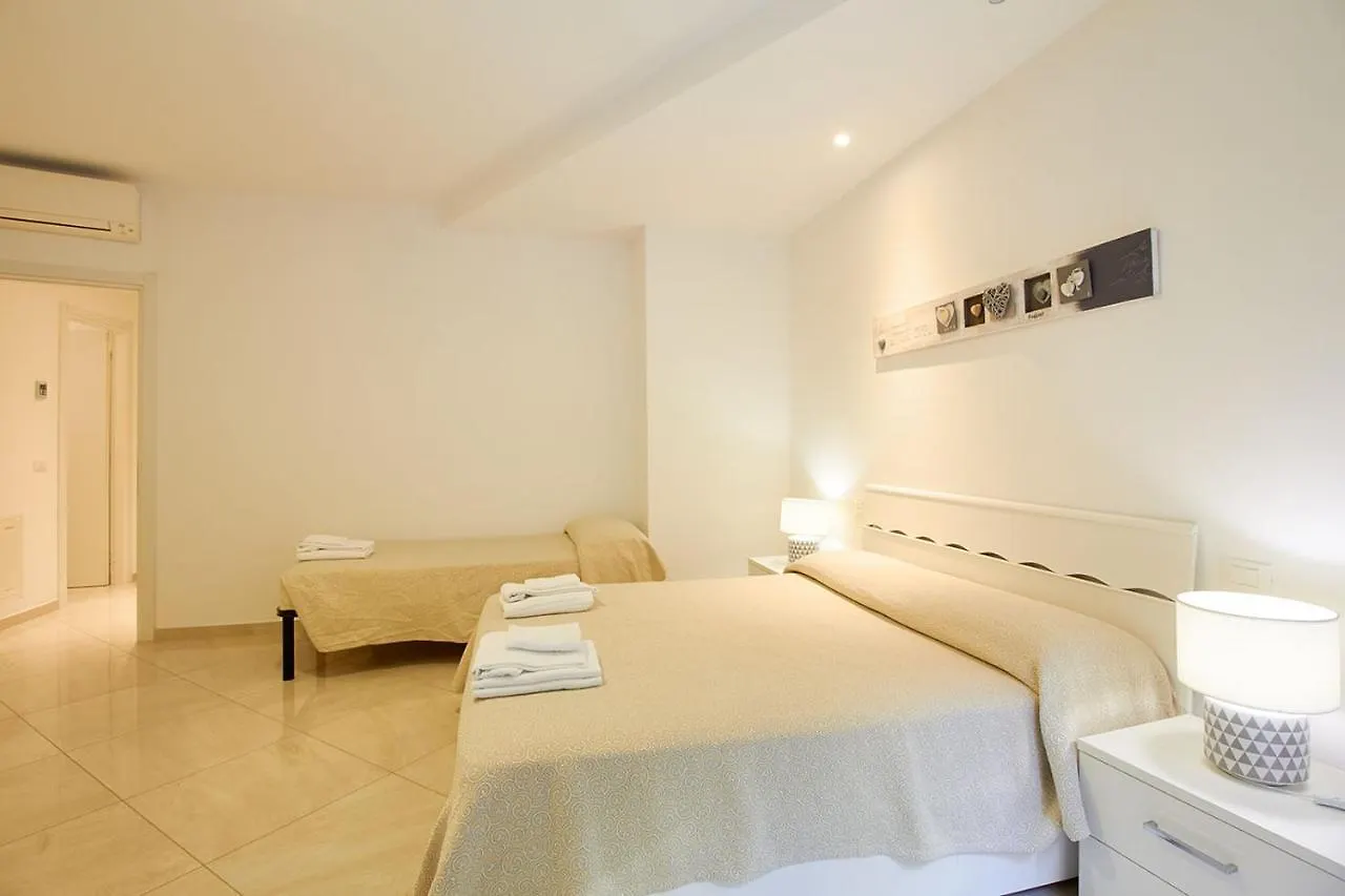 Apartment Spotorno Beach Italy