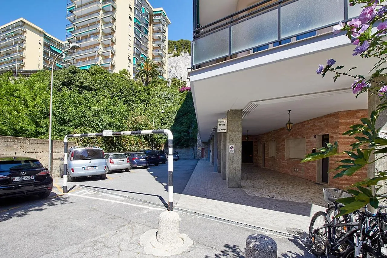 Apartment Spotorno Beach Italy