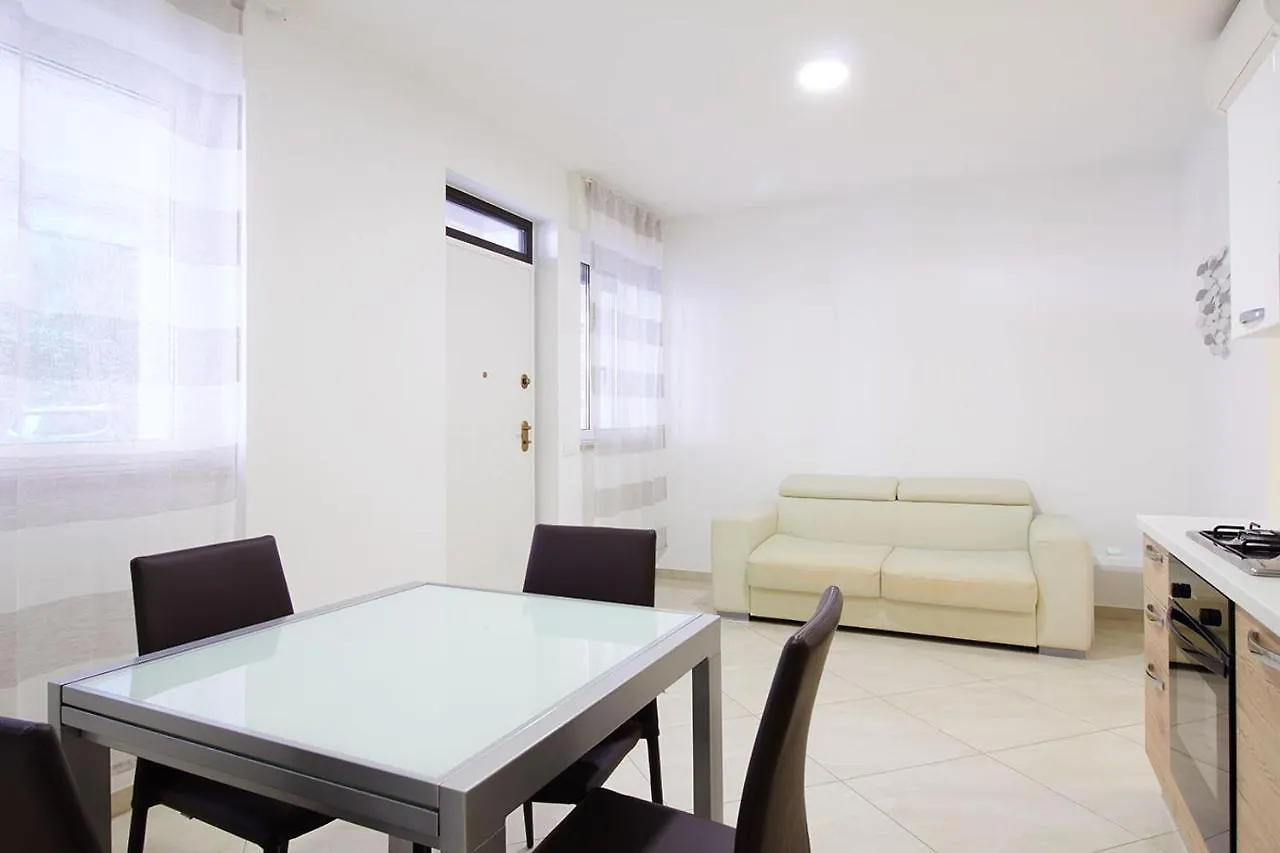 Apartment Spotorno Beach
